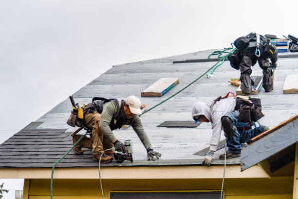 Professional Gutter Installation technician working in Rathdrum, ID
